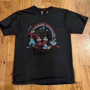 Disneyland t shirt